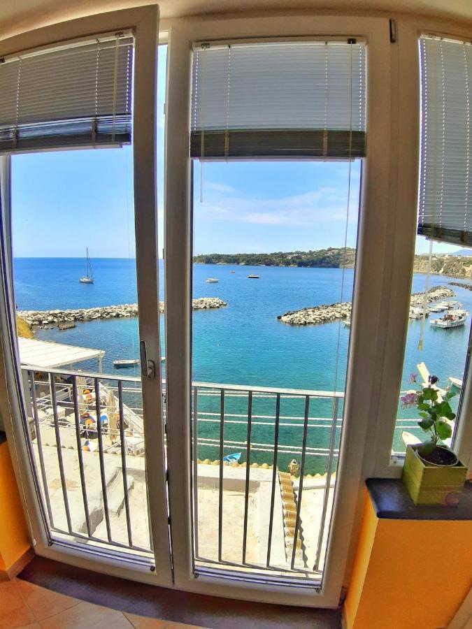 Апартаменти La Casa Azzurra Прочида Екстер'єр фото